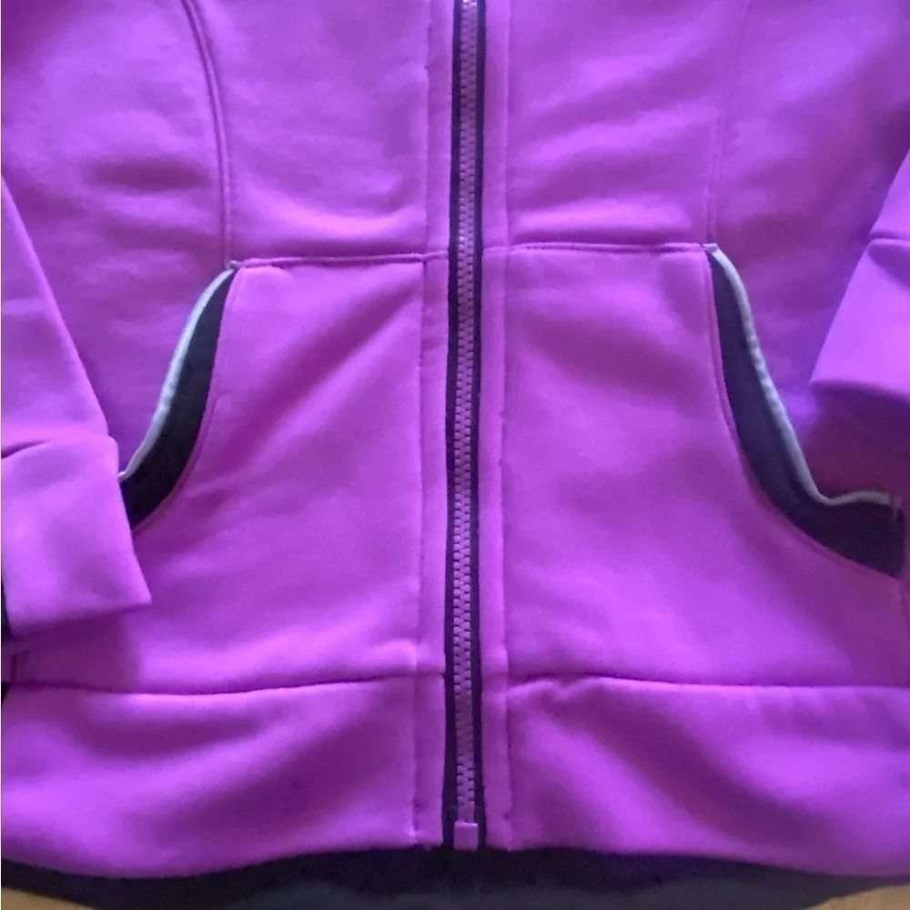 ADIDAS-GIRLS JACKET-SIZE 5